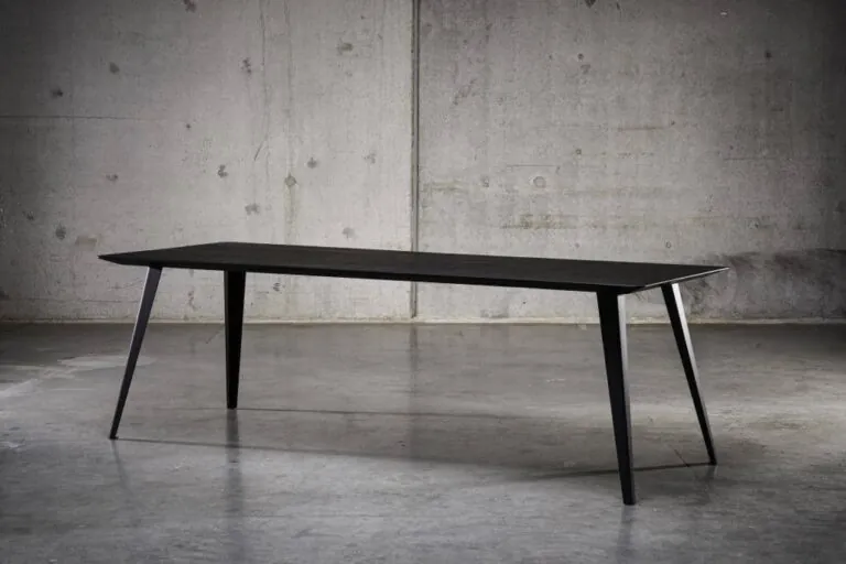 Seuren Bee Get II eetkamertafel