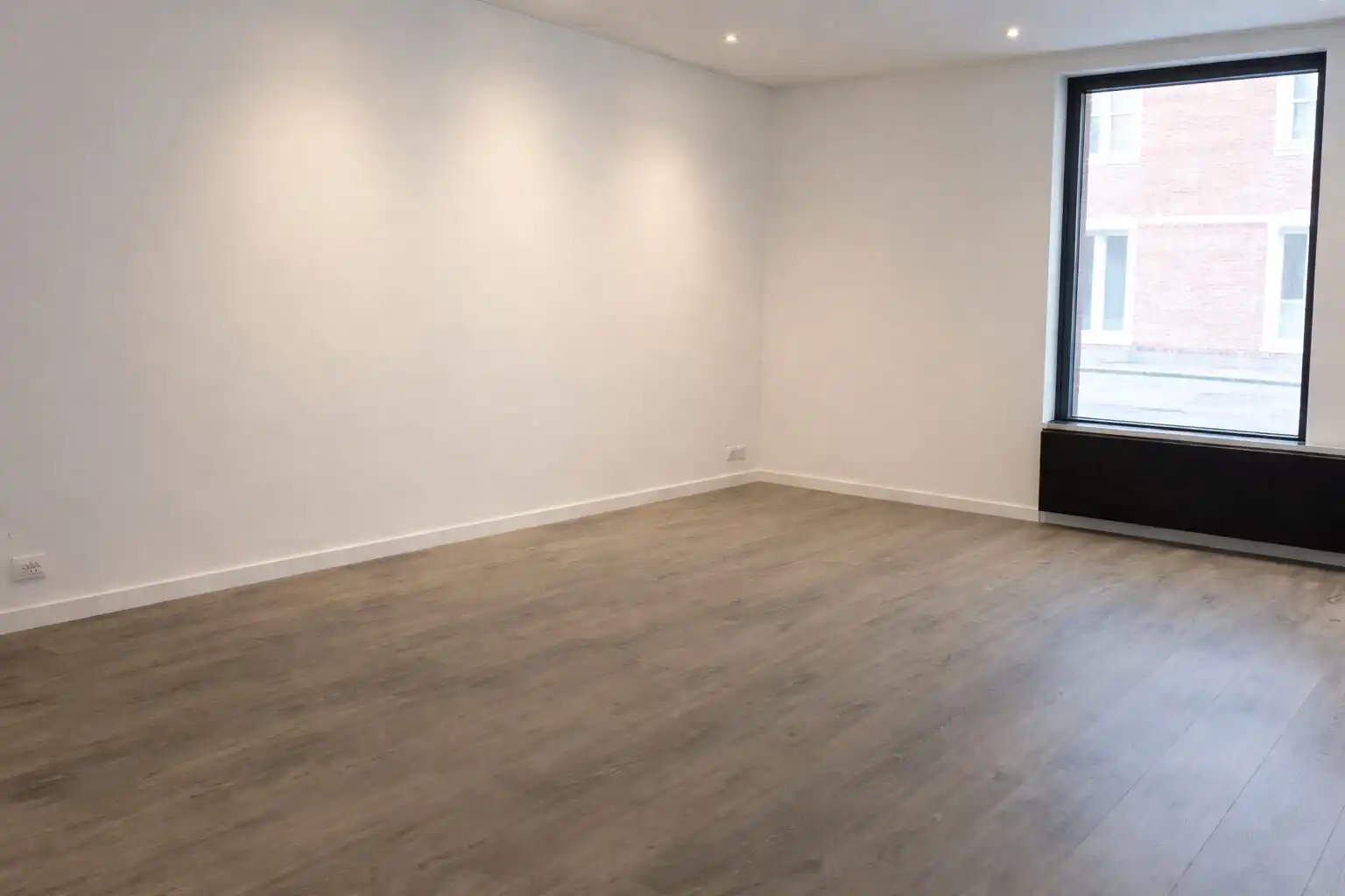 c2986c96-3b6c-4347-b127-eb401feb3af8